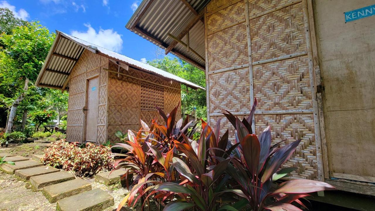 Jolits Ecogarden Hostel Batuan Exterior photo