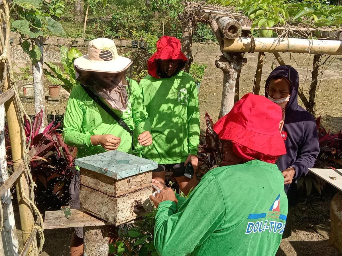 Jolits Ecogarden Hostel Batuan Exterior photo